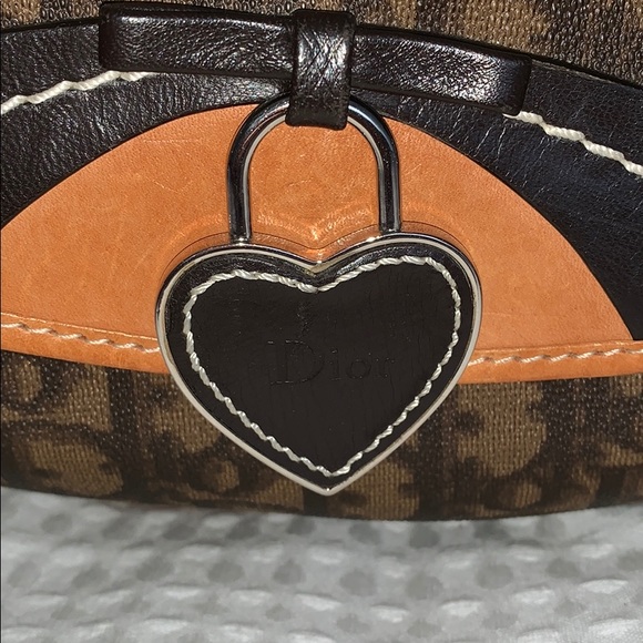 Christian Dior handbag - Picture 2 of 4